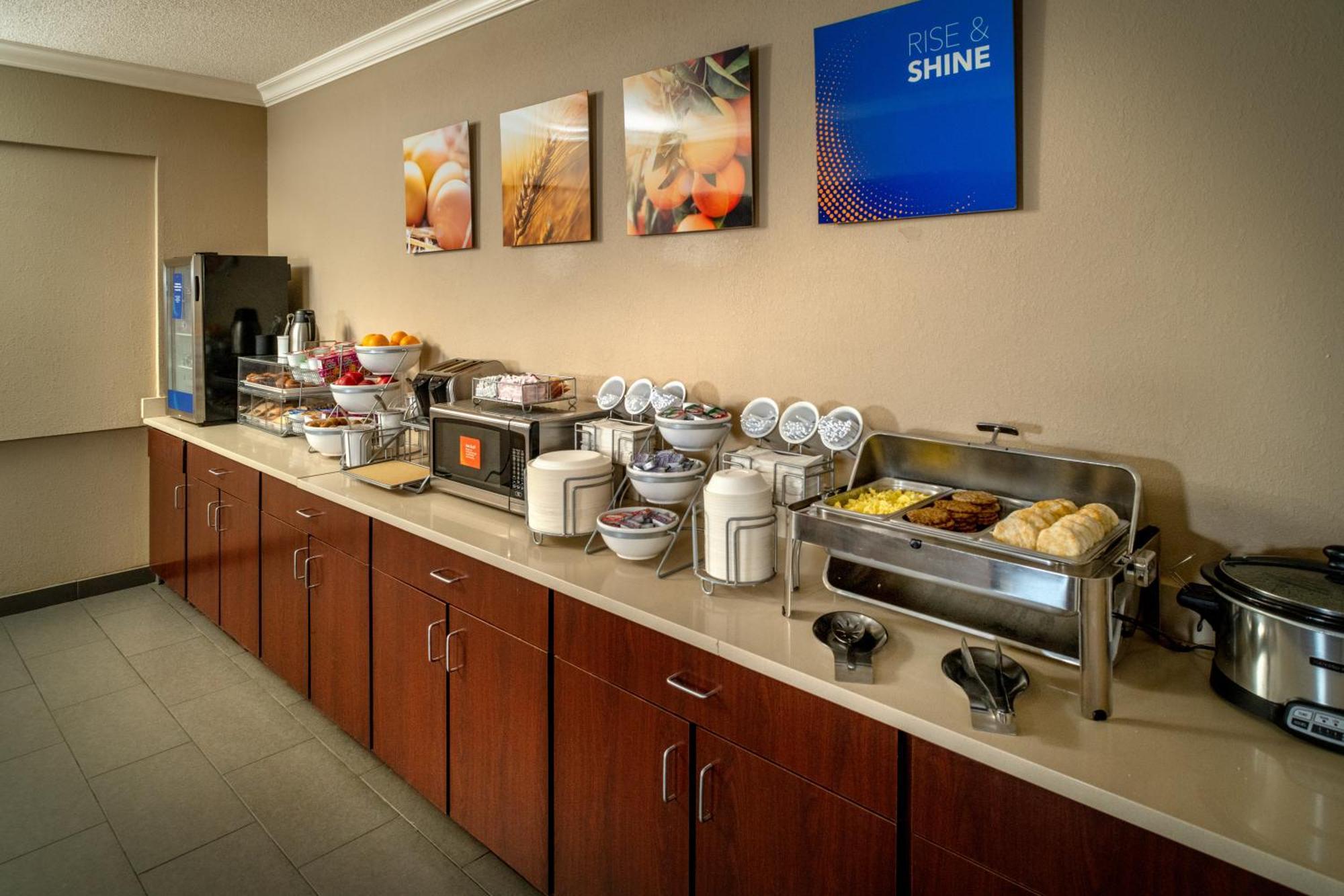 Comfort Suites Prestonsburg West Buitenkant foto