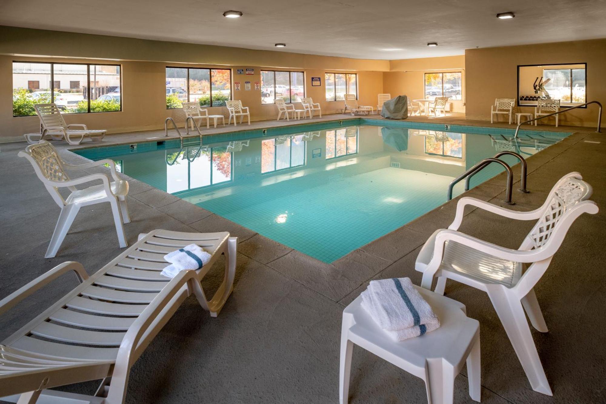 Comfort Suites Prestonsburg West Buitenkant foto